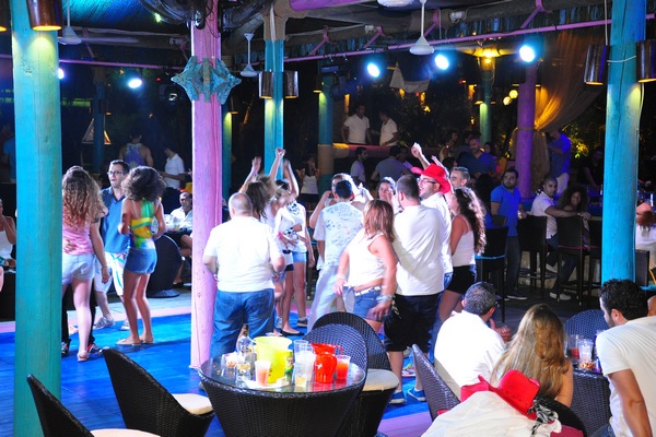 Saturday Night Fever At Edde Sands